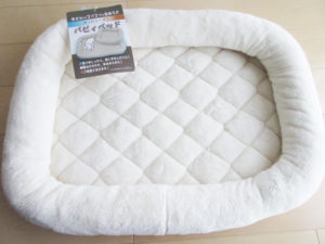 柴犬コマリ　犬グッズ　ベッド